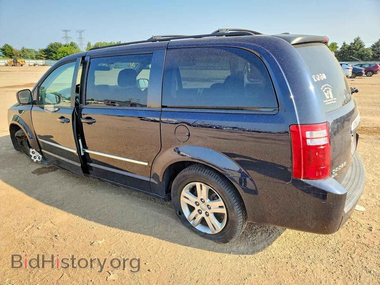2010 DODGE CARAVAN - VIN: 2D4RN6DX5AR336420 - Photo 2