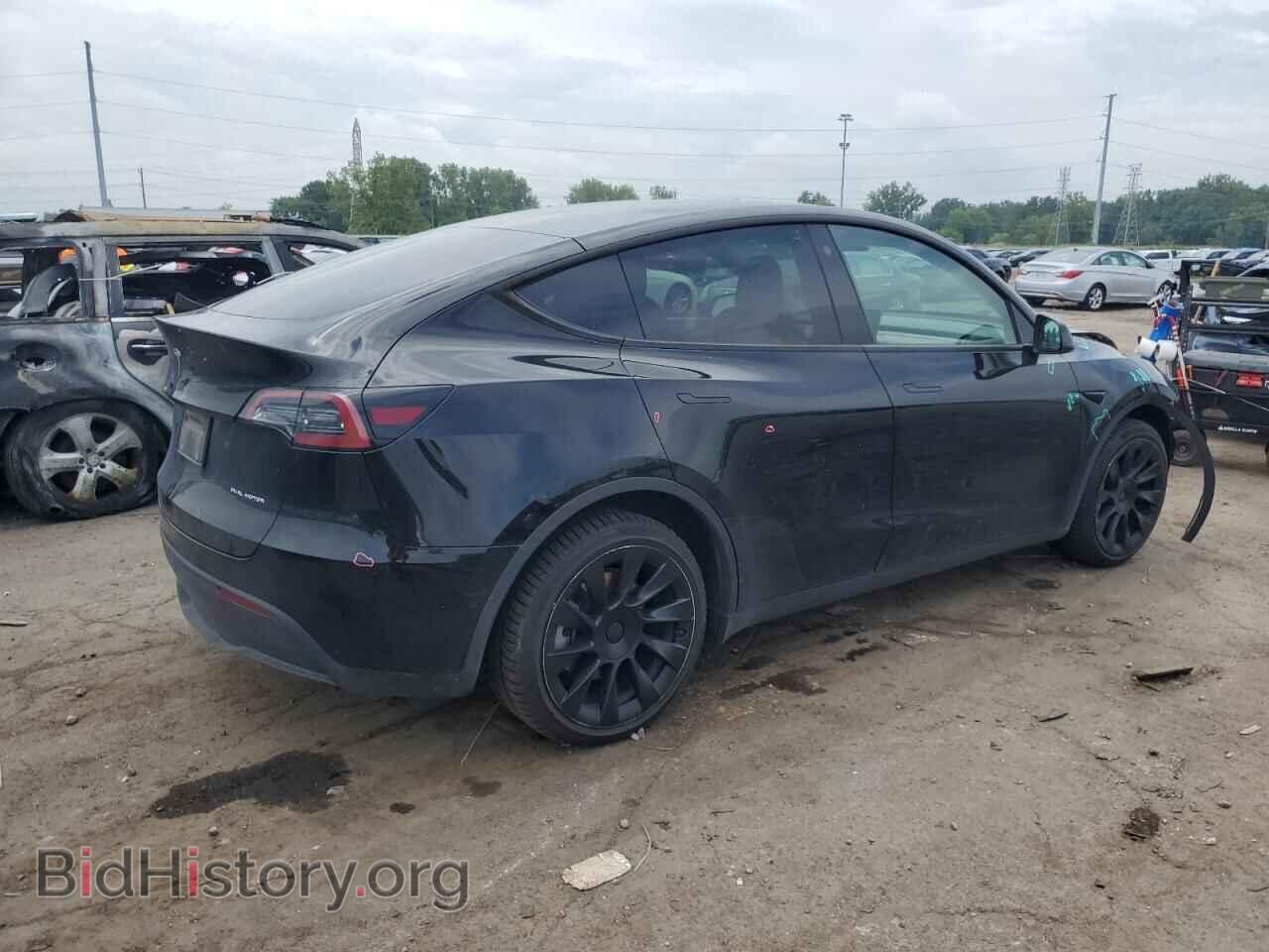 2022 TESLA MODEL Y - VIN: 7SAYGDEE4NF449624 - Фото 3