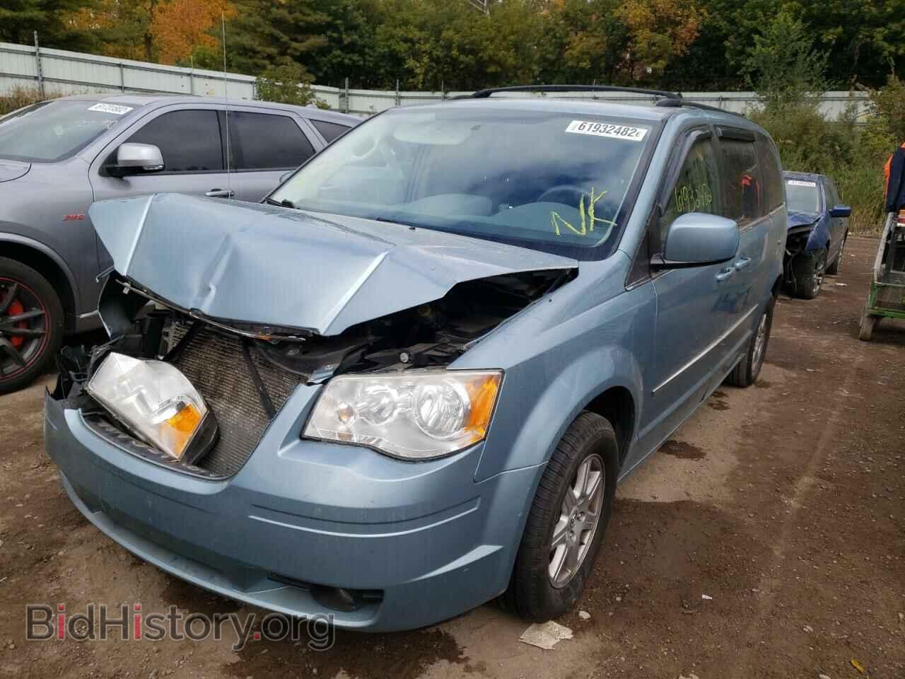 2010 CHRYSLER MINIVAN - VIN: 2A4RR5D11AR189823 - Фото 2