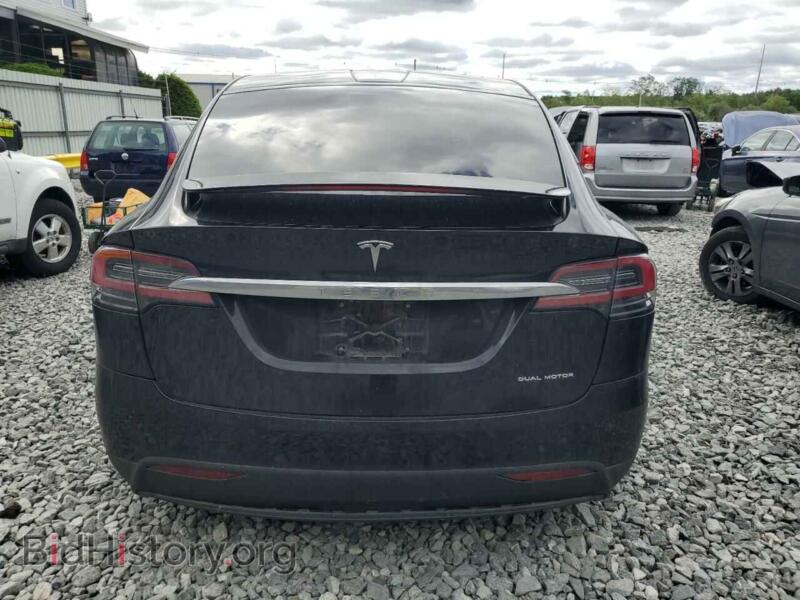 2020 Tesla MODEL X (VIN 5YJXCDE26LF281122) — фото 6 из 12