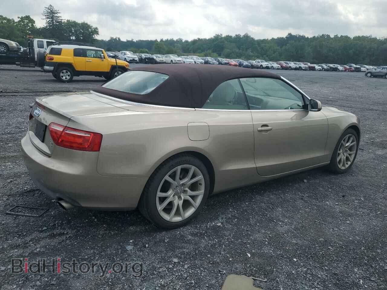 2011 AUDI A5 - VIN: WAUCFAFH1BN013065 - Фото 3