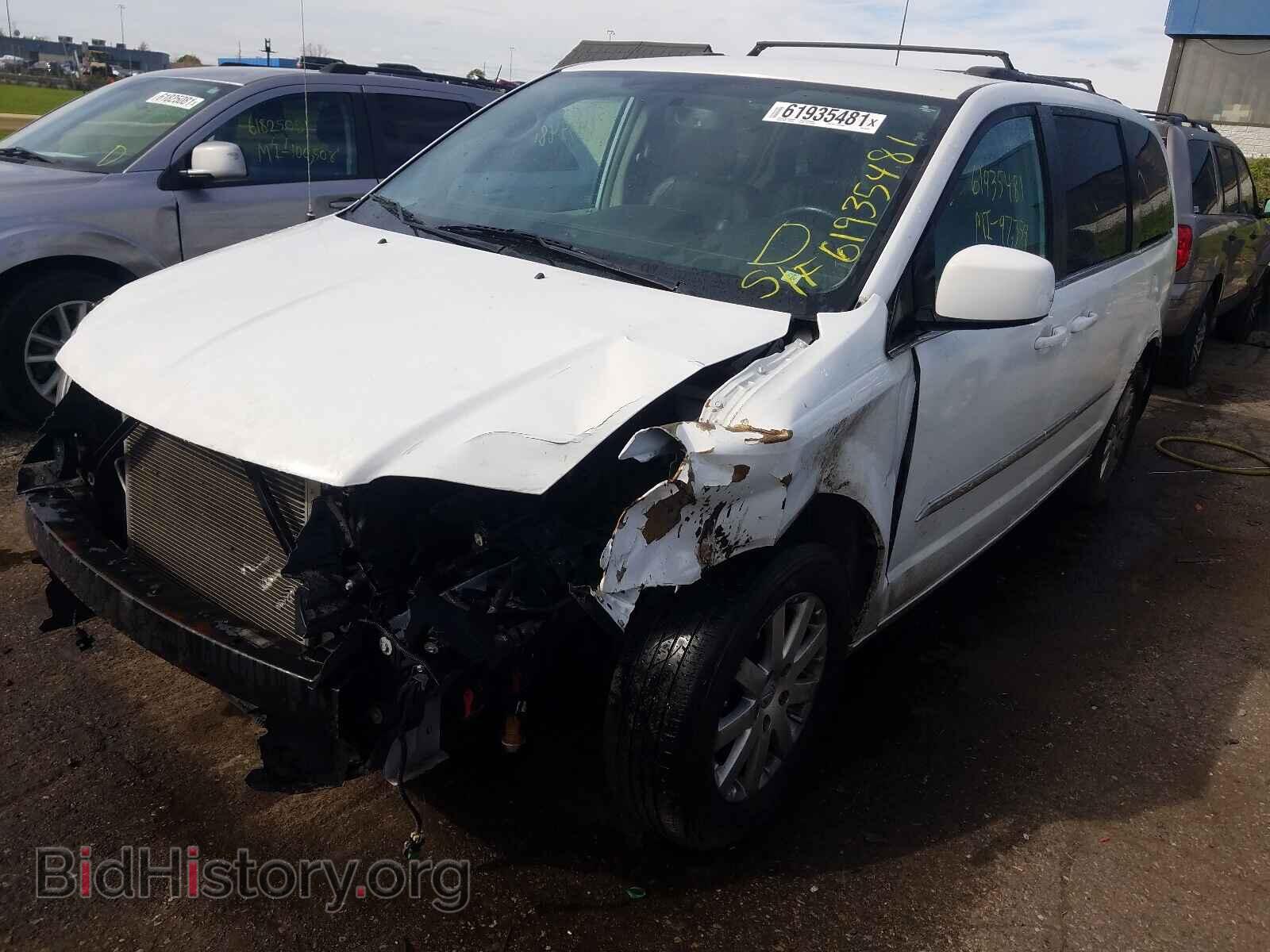 2014 CHRYSLER MINIVAN - VIN: 2C4RC1BG2ER365291 - Фото 2