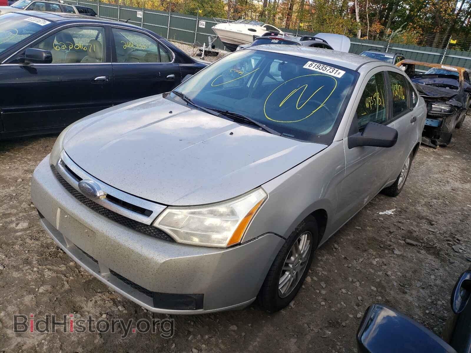 2009 FORD FOCUS - VIN: 1FAHP35N49W140007 - Фото 2