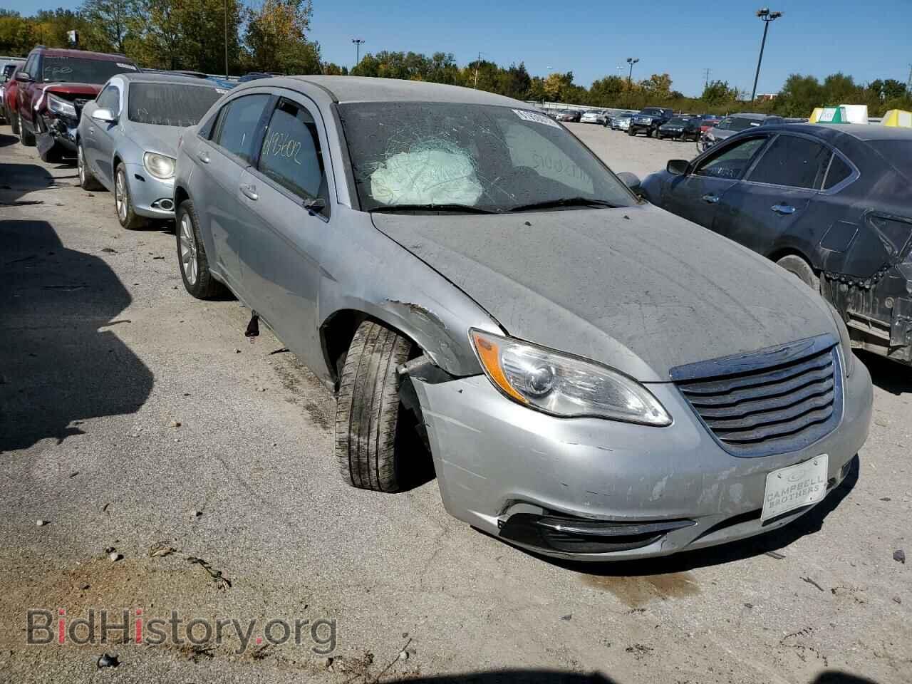 Photo 1C3CCBBB1CN135899 - CHRYSLER 200 2012