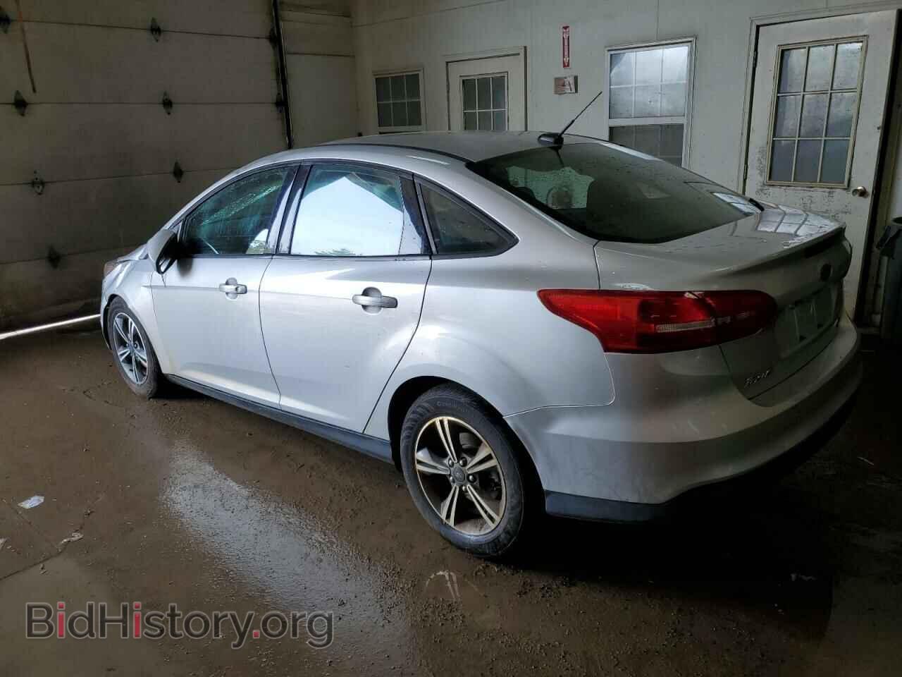 2018 FORD FOCUS - VIN: 1FADP3FE5JL203697 - Photo 2
