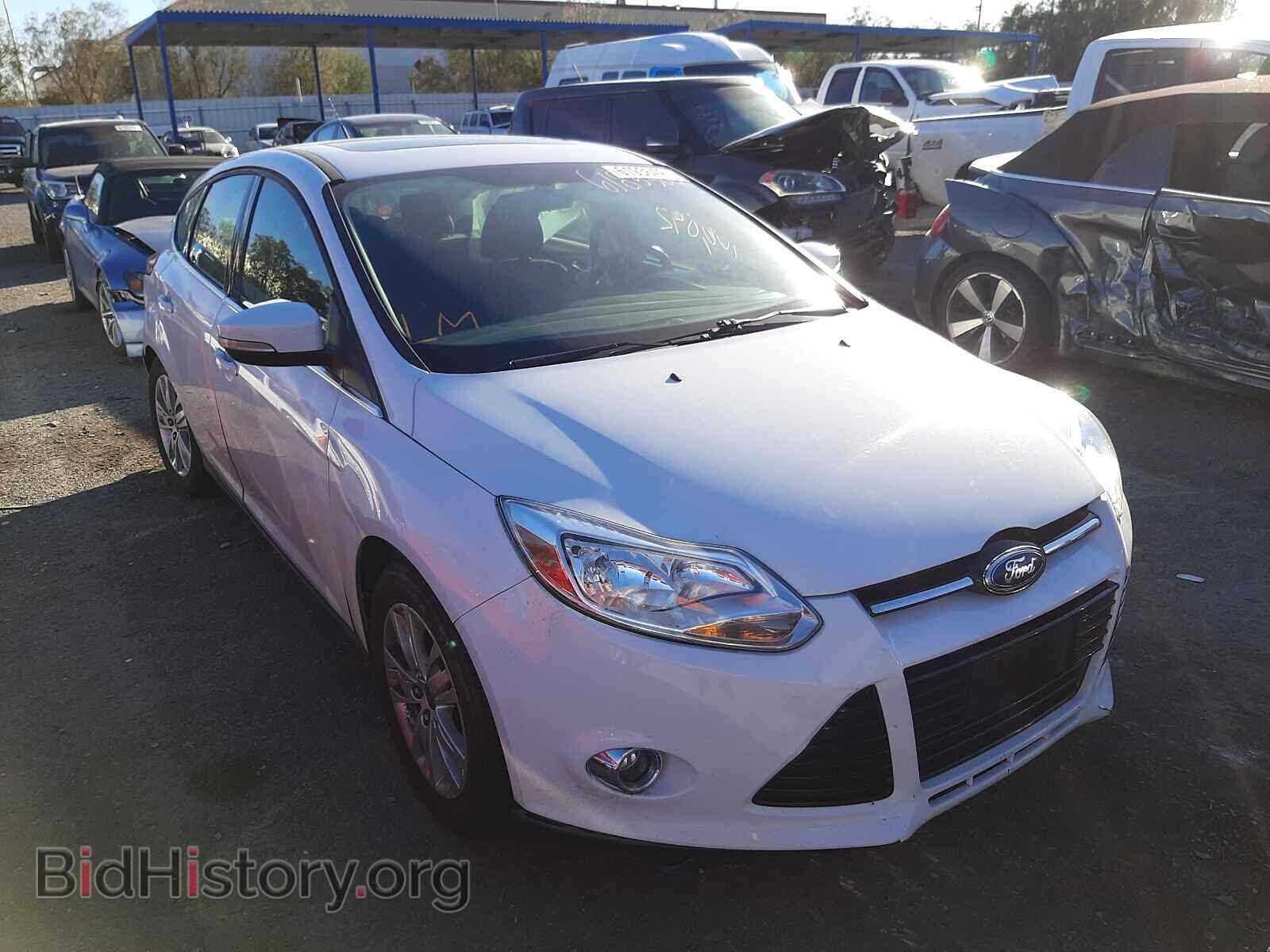 Фотография 1FAHP3M28CL469146 - FORD FOCUS 2012