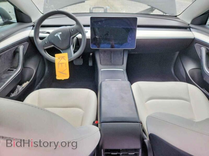 2022 Tesla MODEL 3 (VIN 5YJ3E1EBXNF120122) — фото 8 из 13