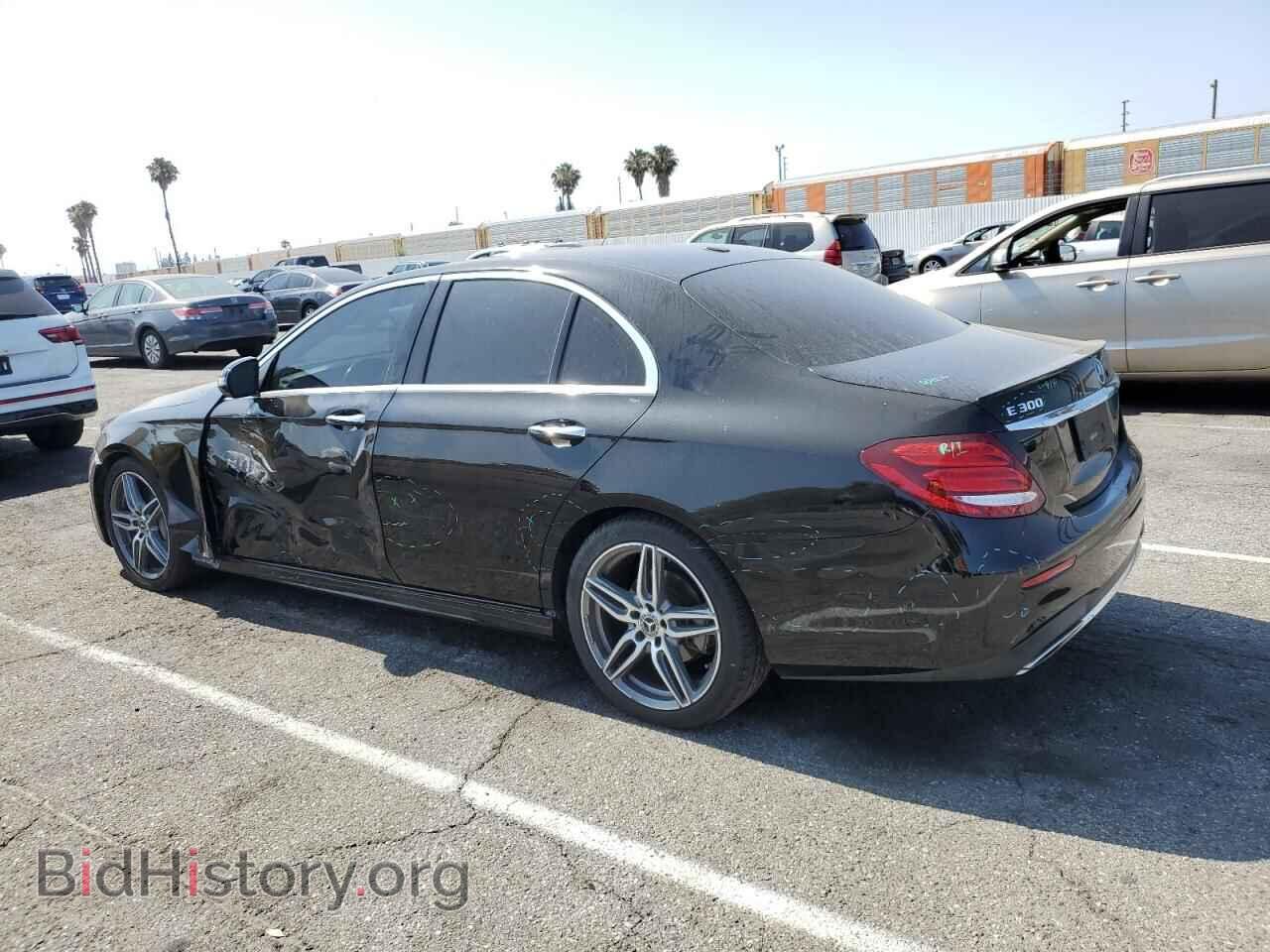 2019 MERCEDES-BENZ E-CLASS - VIN: WDDZF4JB2KA623409 - Фото 2