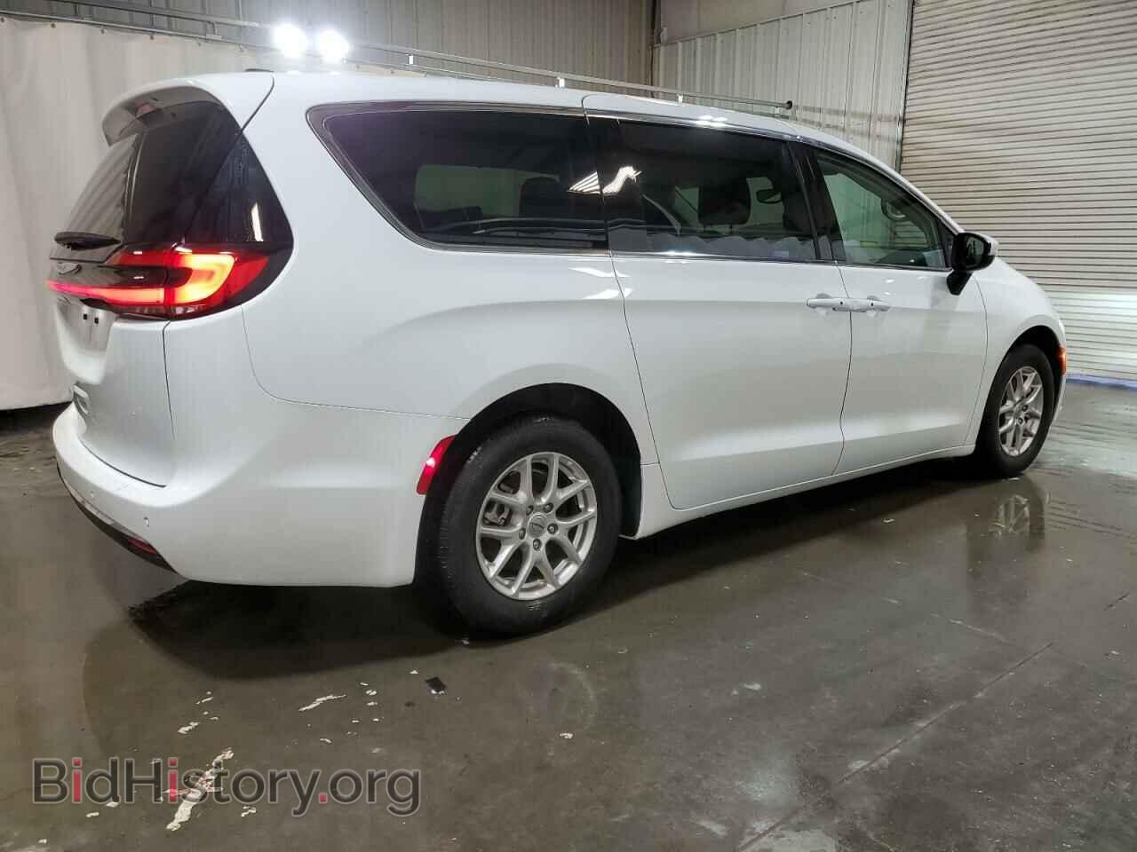 2023 CHRYSLER PACIFICA - VIN: 2C4RC1BG6PR615716 - Photo 3