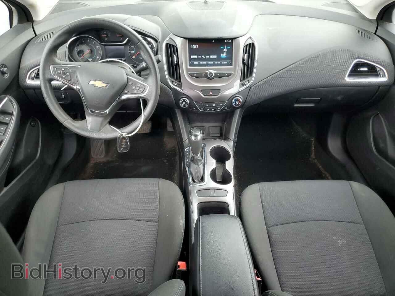2017 CHEVROLET CRUZE - VIN: 1G1BE5SM0H7166330 - Фото 8