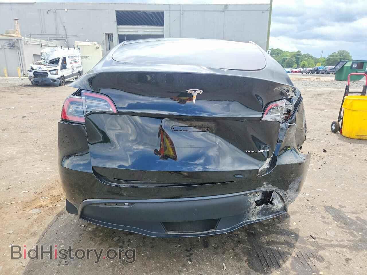2025 TESLA MODEL Y - VIN: 7SAYGDEE2SF301273 - Photo 6
