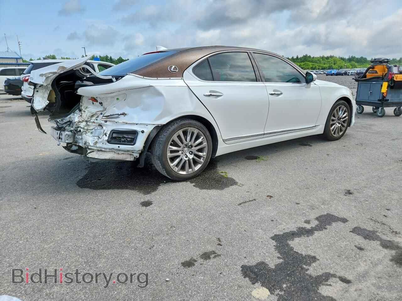 2017 LEXUS LS460 - VIN: JTHBL5EF9H5143889 - Photo 3