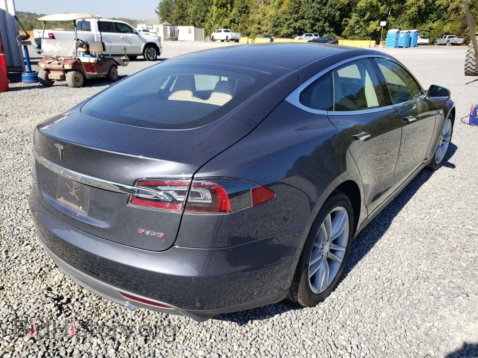2014 TESLA MODEL S - VIN: 5YJSA1H24EFP62841 - Photo 4