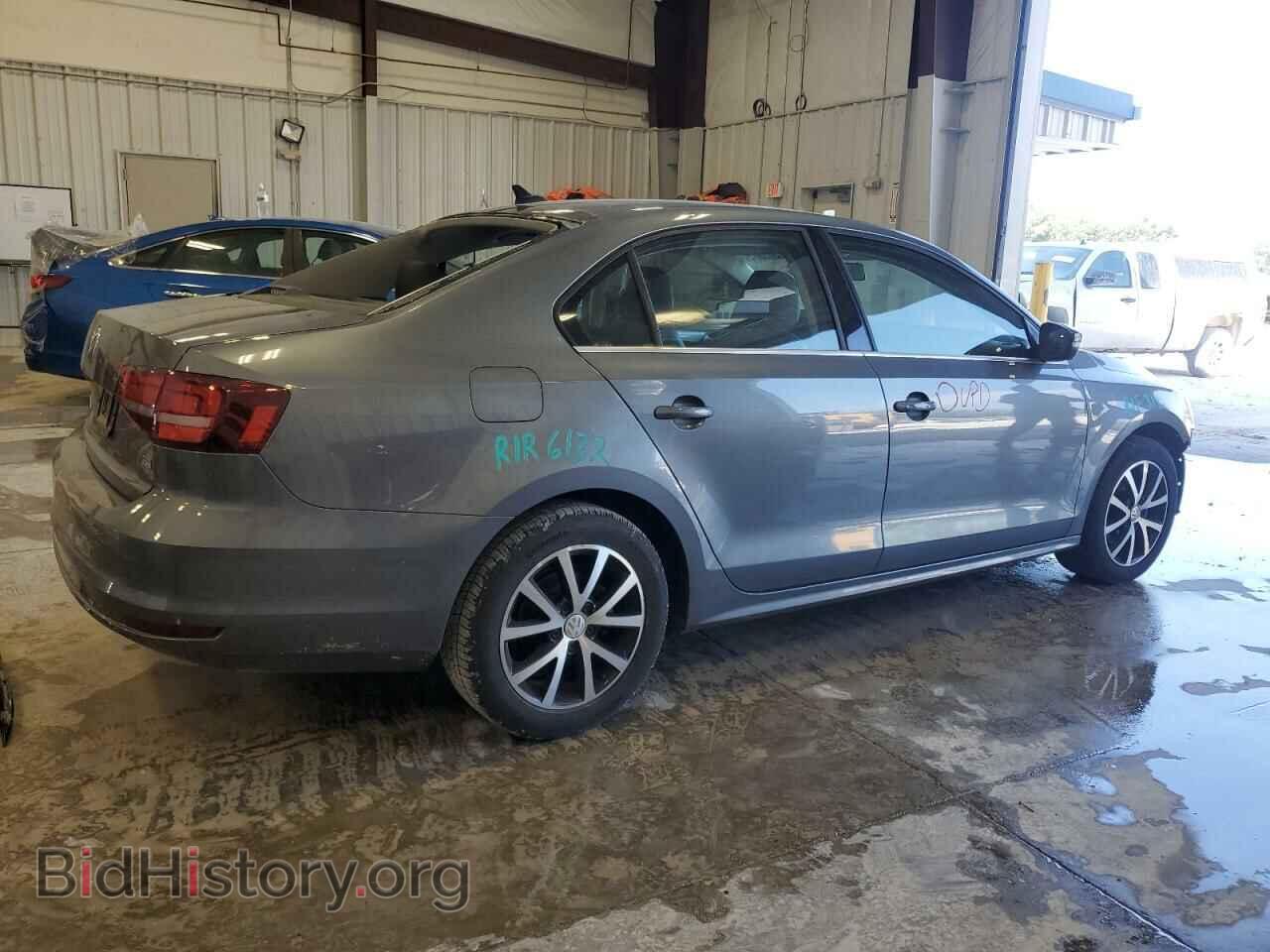 2017 VOLKSWAGEN JETTA - VIN: 3VWDB7AJXHM397668 - Фото 3