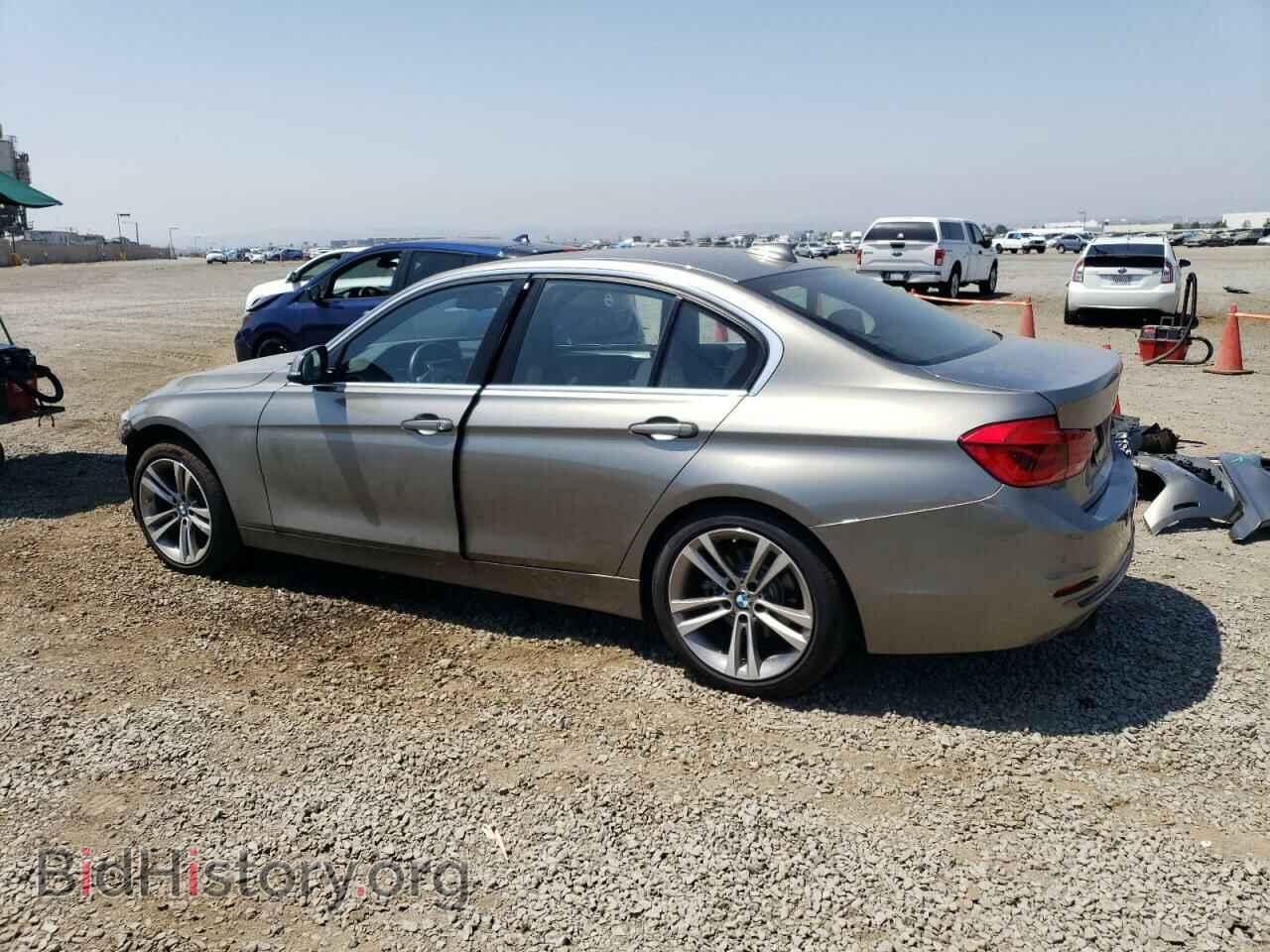 2018 BMW 3 SERIES - VIN: WBA8B9C54JEE82338 - Фото 2