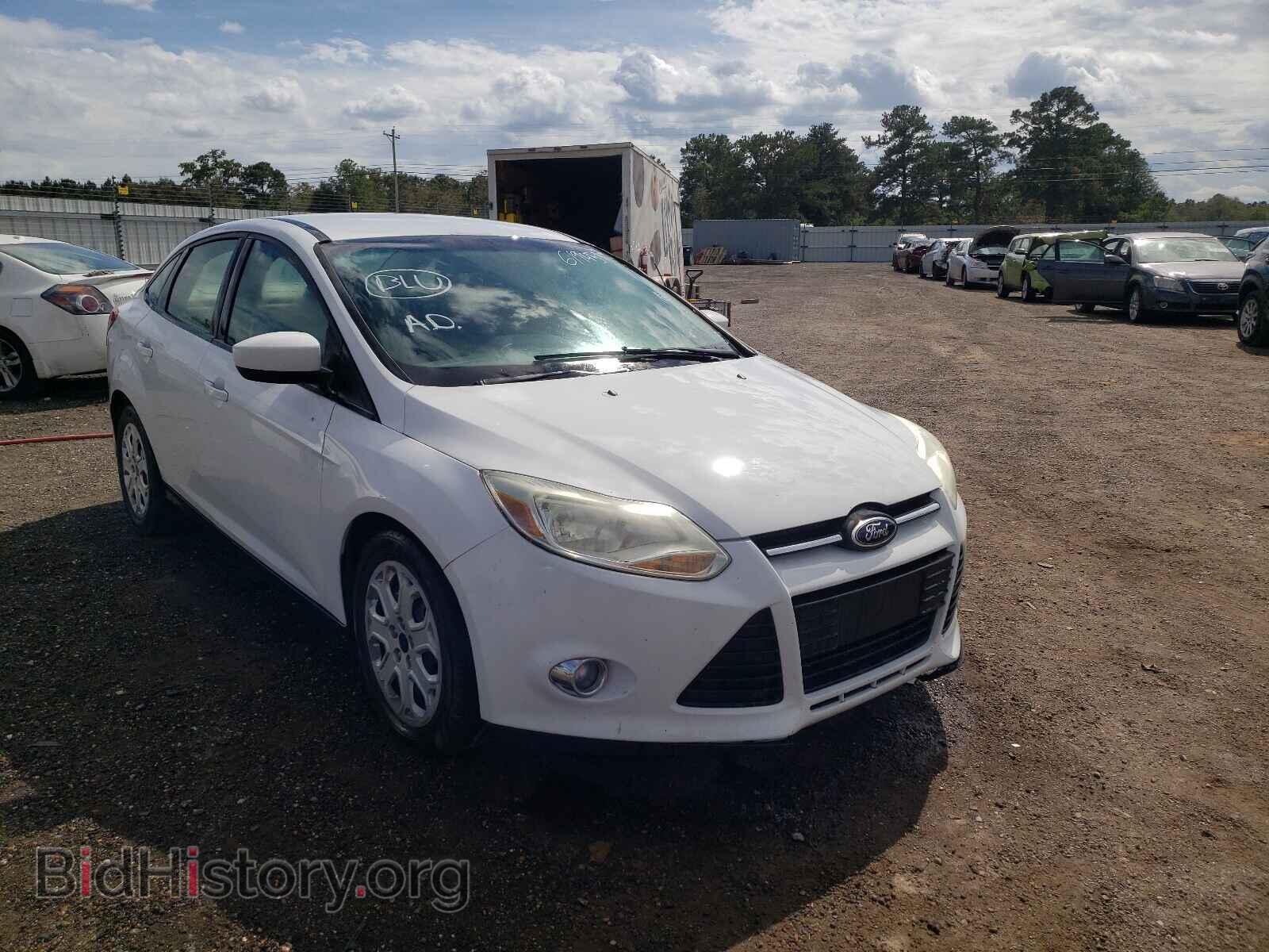 Photo 1FAHP3F2XCL387500 - FORD FOCUS 2012