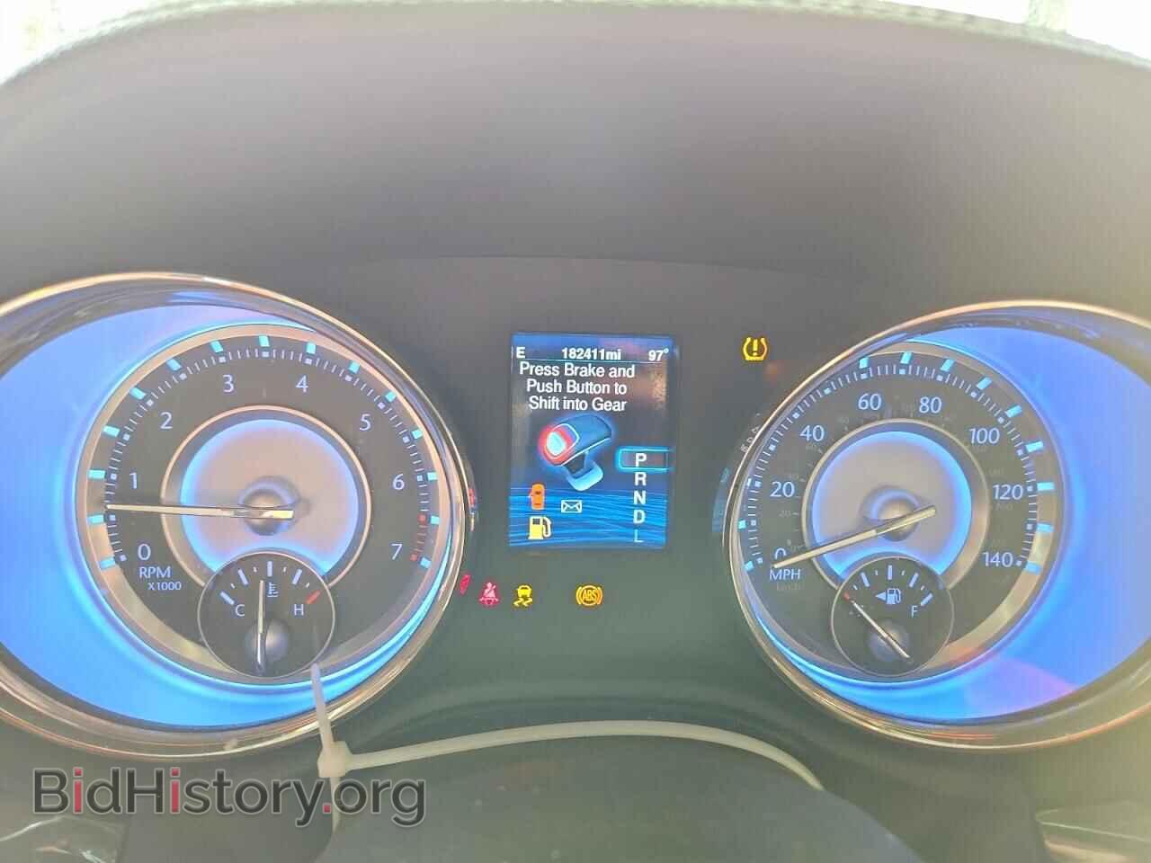 2015 CHRYSLER 300 - VIN: 2C3CCAAG0DH723052 - Фото 9