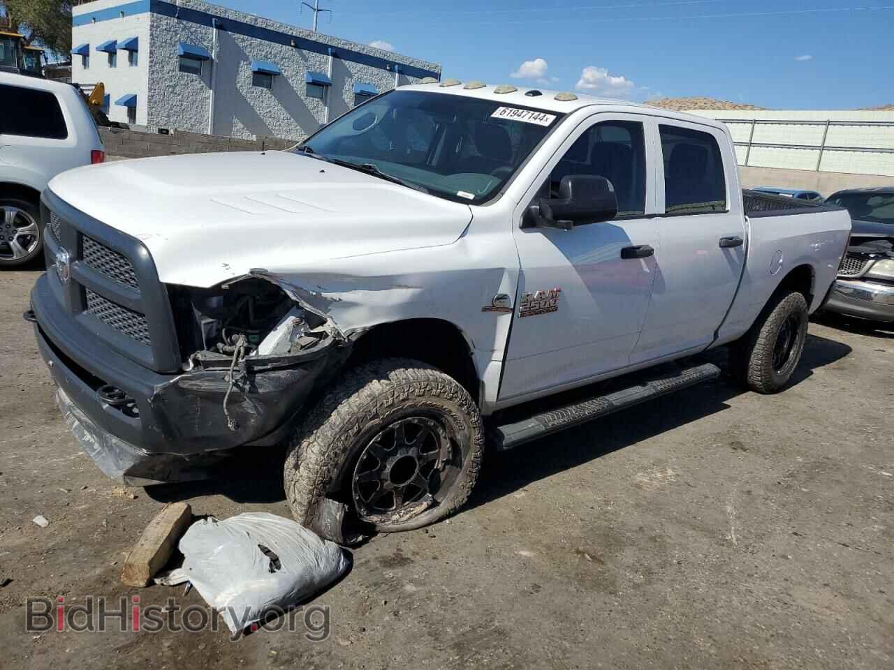 Photo 3C6UR5CL5EG280390 - RAM All Models 2014