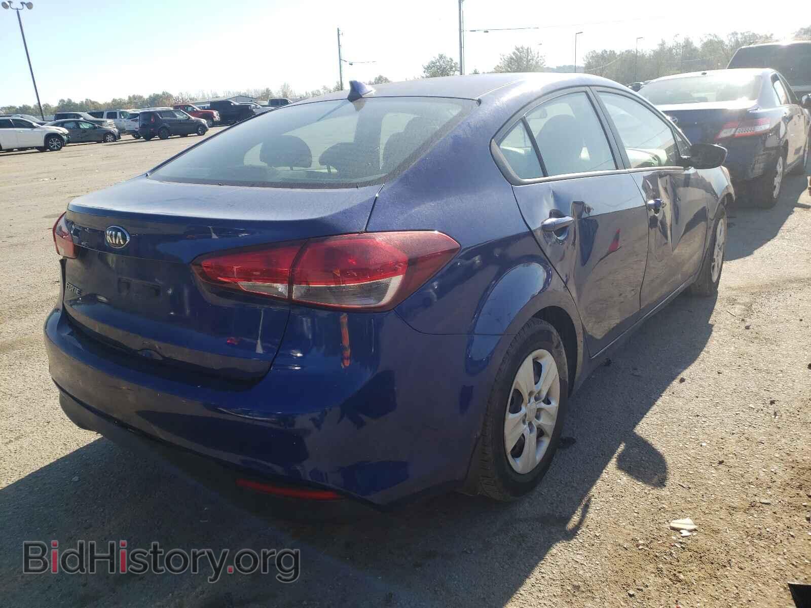 2017 KIA FORTE - VIN: 3KPFK4A78HE148441 - Фото 4