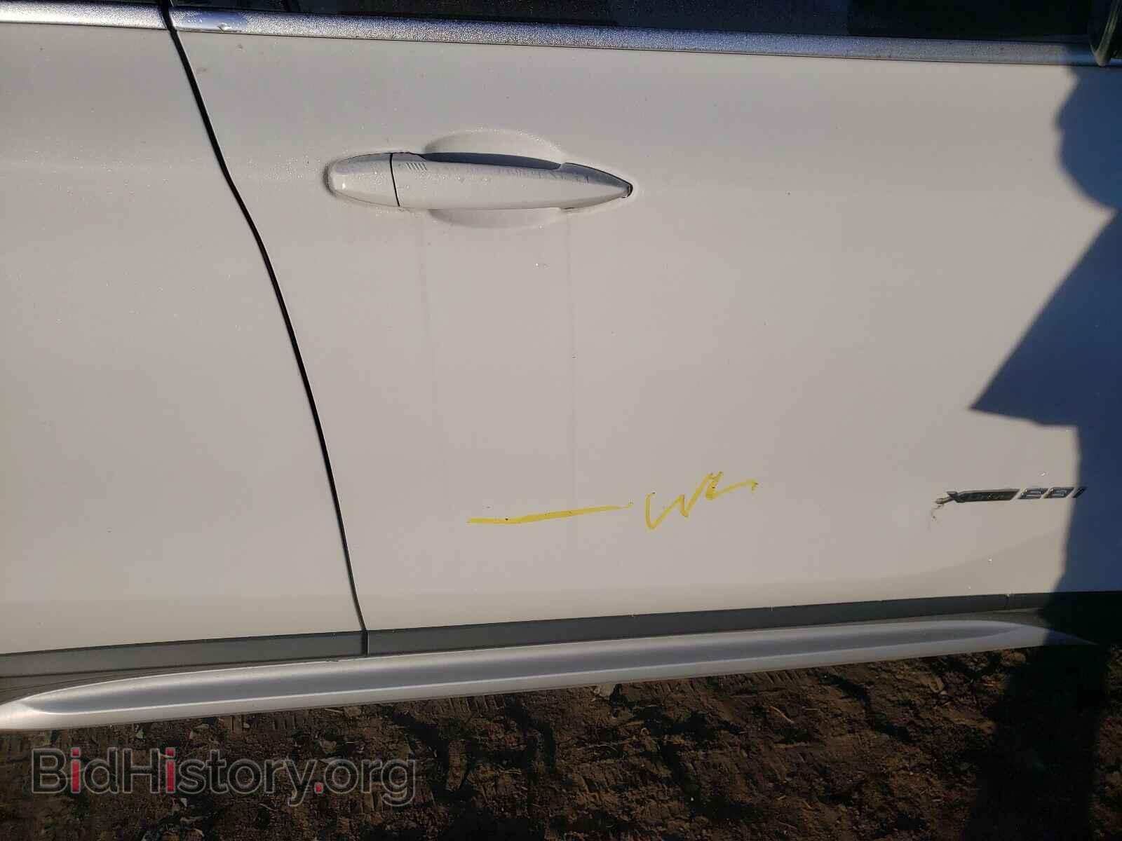 2017 BMW X1 - VIN: WBXHT3Z37H4A65852 - Фото 9