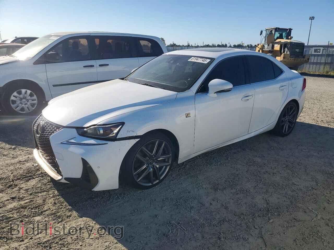 Photo JTHBA1D20J5081320 - LEXUS IS 2018