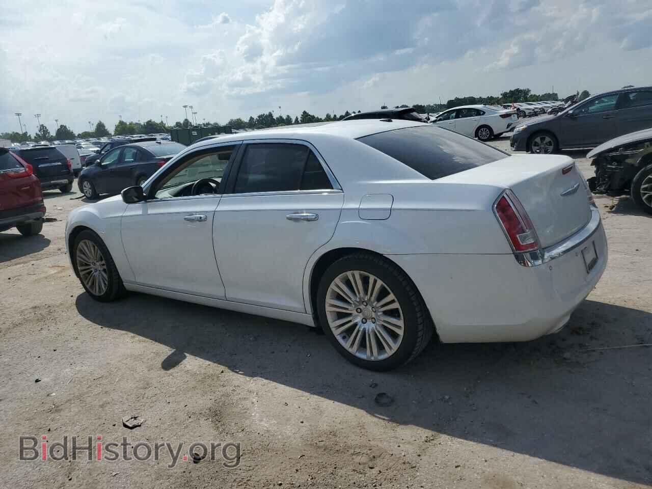 2012 CHRYSLER 300 - VIN: 2C3CCAPT1CH227776 - Фото 2