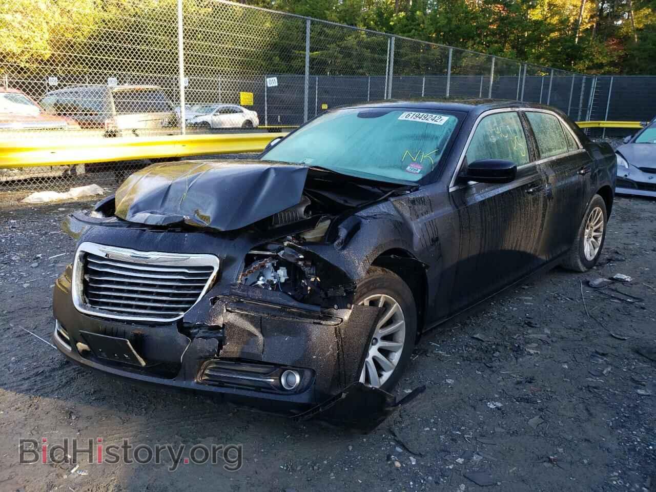 2014 CHRYSLER 300 - VIN: 2C3CCAAG1EH230966 - Фото 2