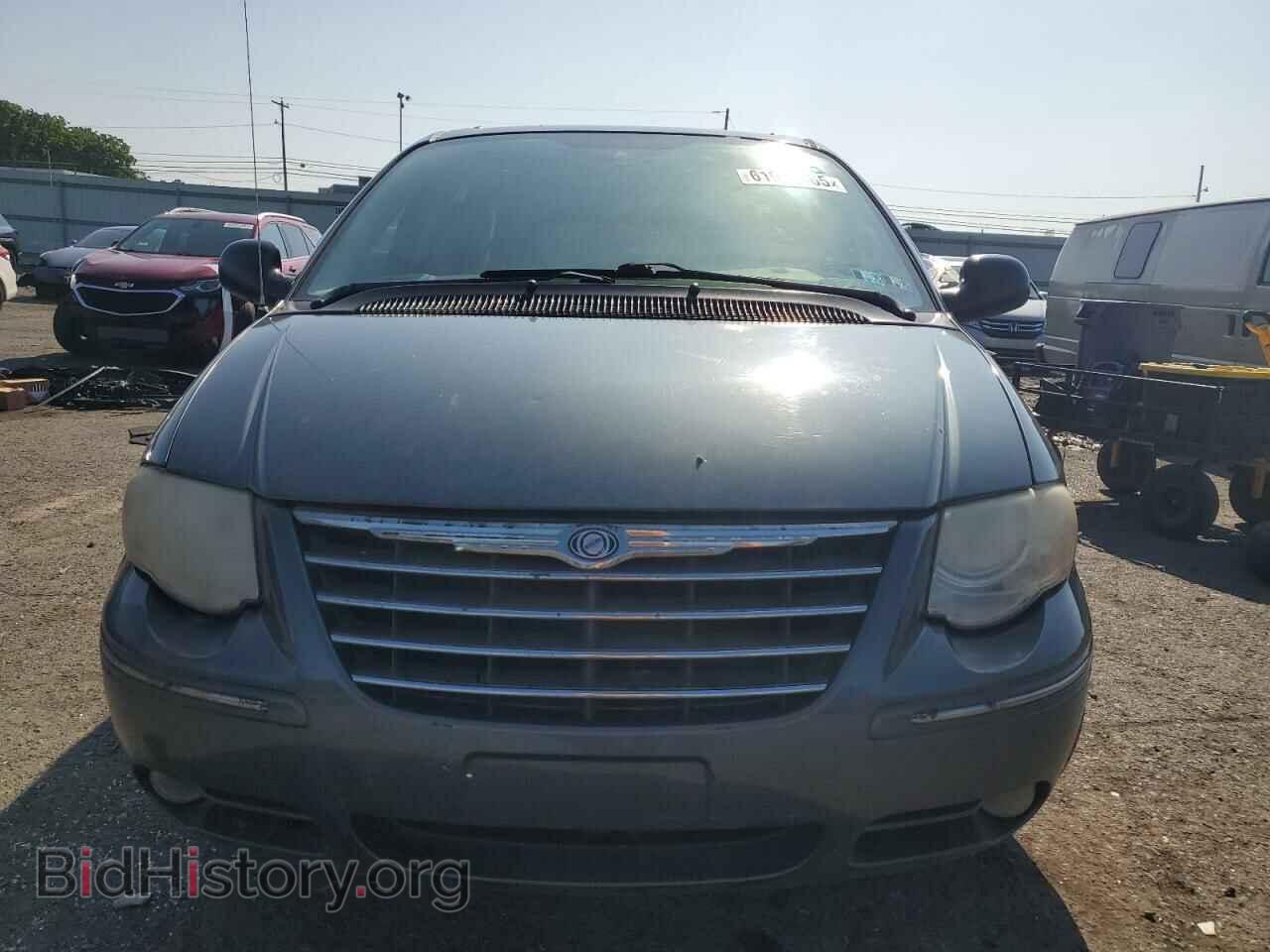 2005 CHRYSLER MINIVAN - VIN: 2C8GP64L05R212541 - Фото 5