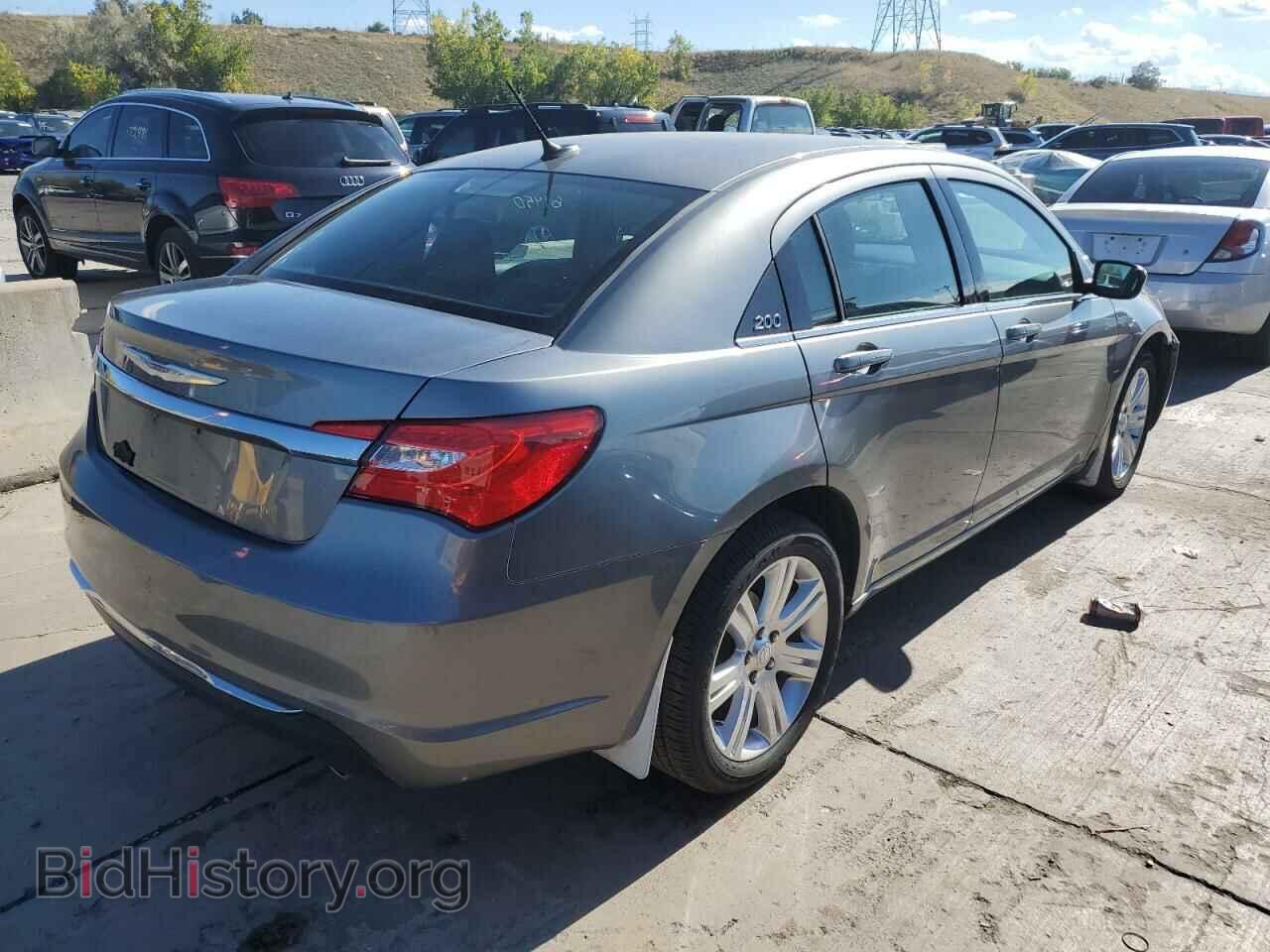 2012 CHRYSLER 200 - VIN: 1C3CCBBG8CN107626 - Фото 4