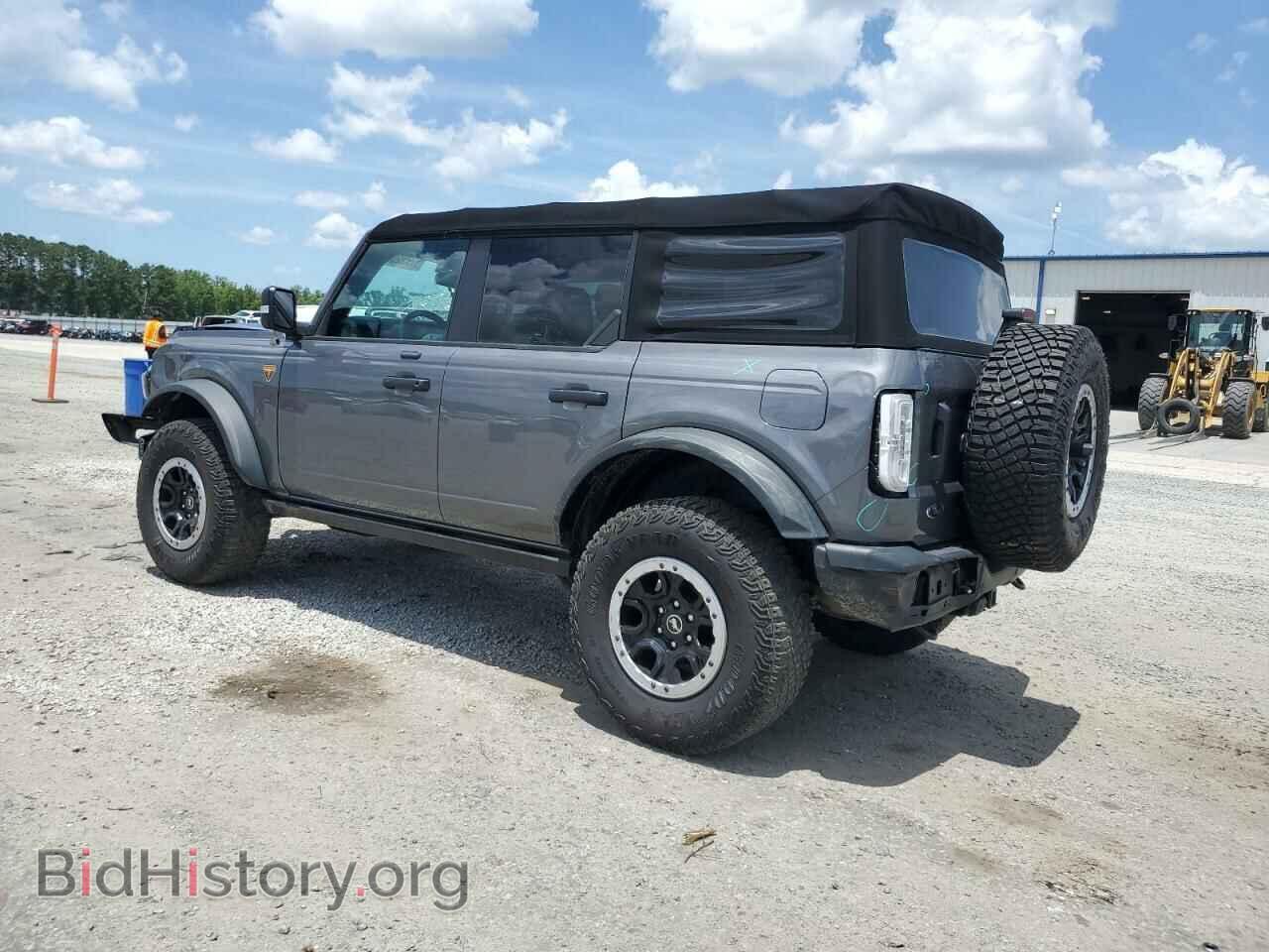 2021 FORD BRONCO - VIN: 1FMEE5DP5MLA93044 - Фото 2