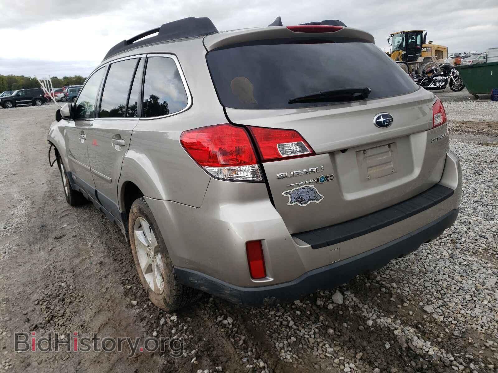 2014 SUBARU OUTBACK - VIN: 4S4BRCLC7E3246633 - Фото 3