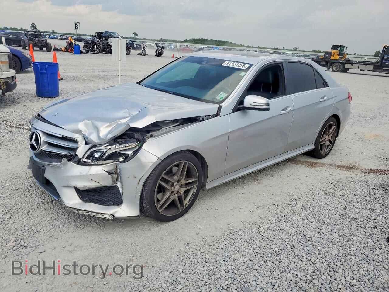 Photo WDDHF8JB3GB208619 - MERCEDES-BENZ E-CLASS 2016