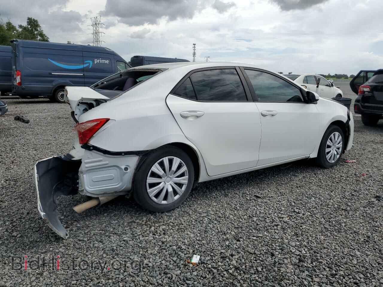 2017 TOYOTA COROLLA - VIN: 5YFBURHE2HP650340 - Фото 3