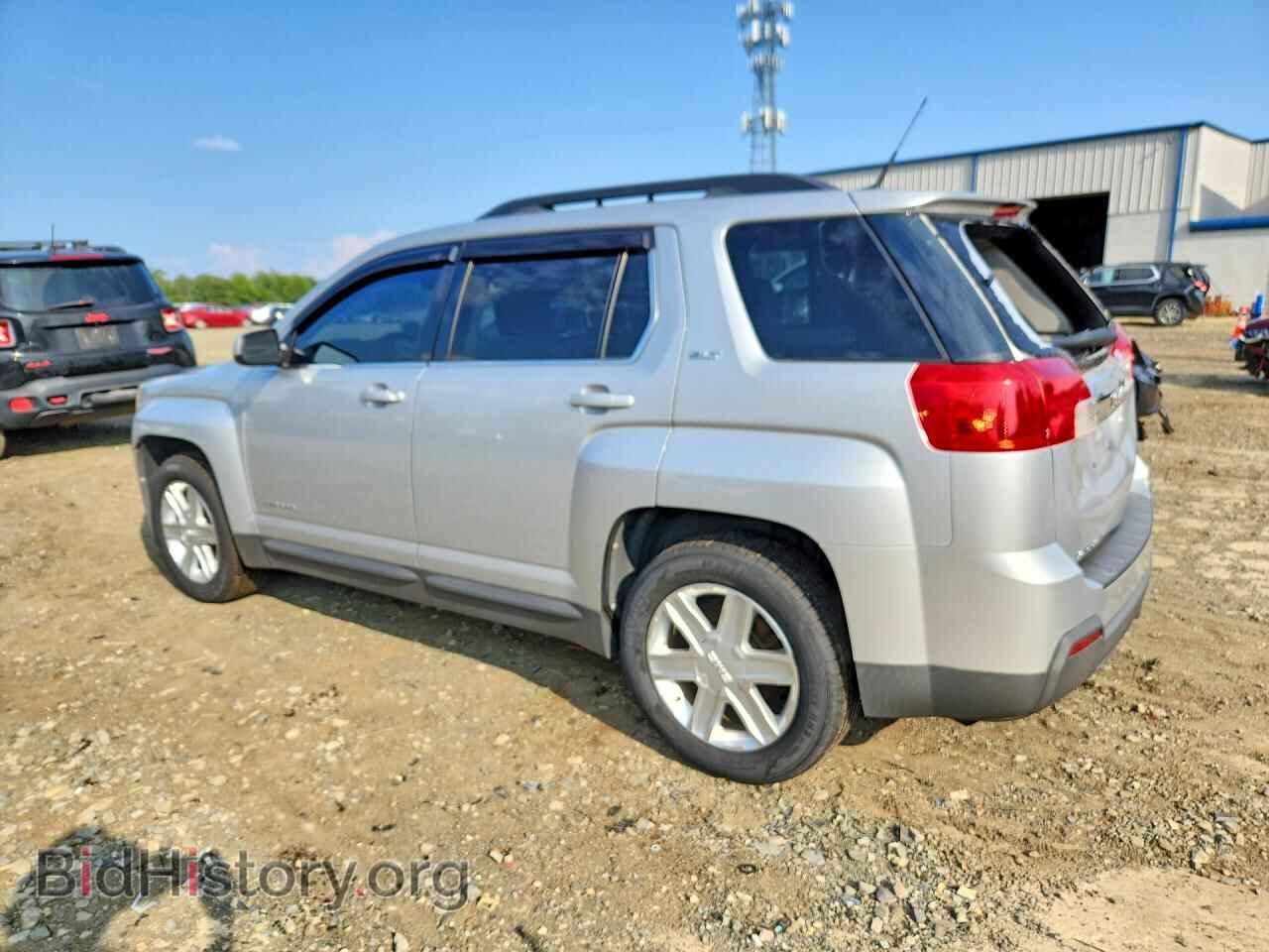 2011 GMC TERRAIN - VIN: 2CTALUEC1B6356493 - Photo 2