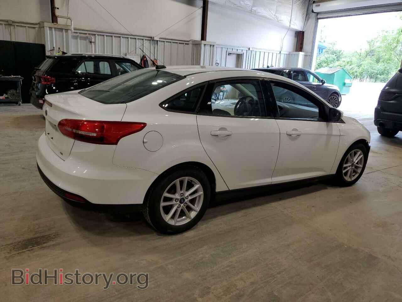 2017 FORD FOCUS - VIN: 1FADP3F2XHL331773 - Photo 3