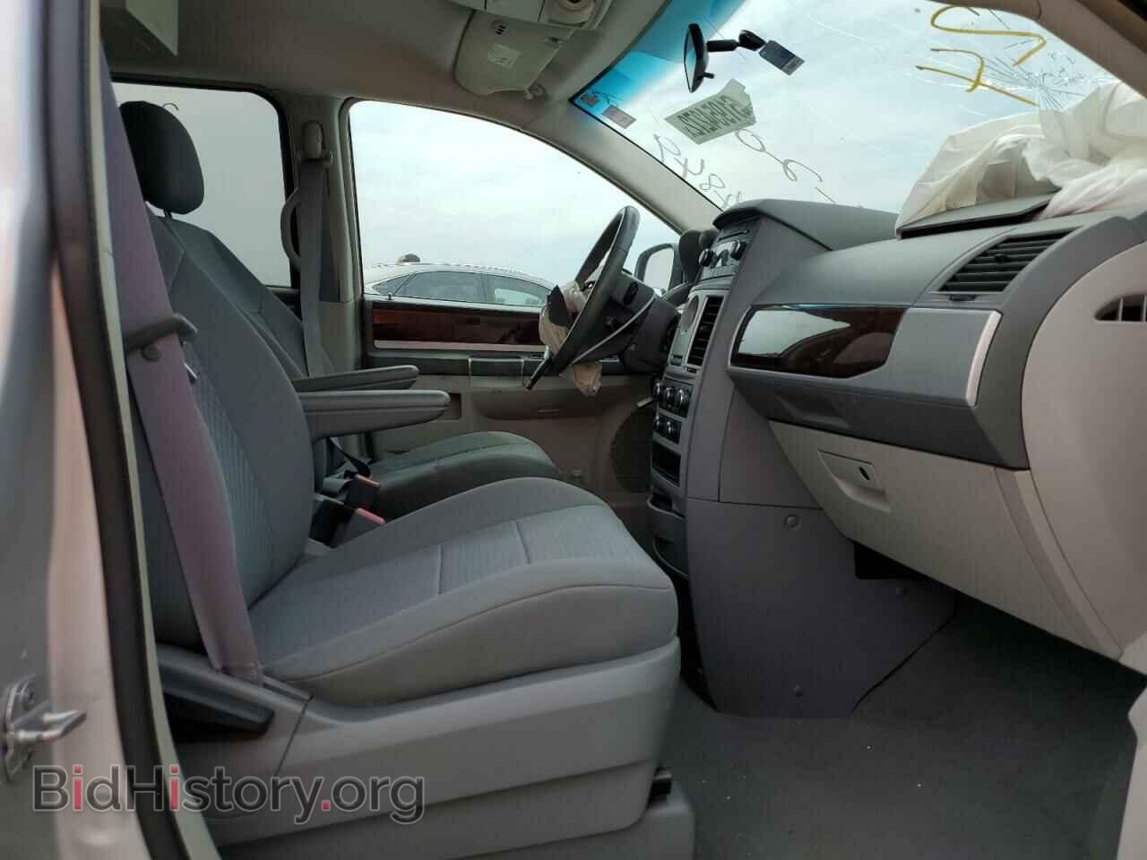 2010 CHRYSLER MINIVAN - VIN: 2A4RR5D16AR284877 - Photo 5