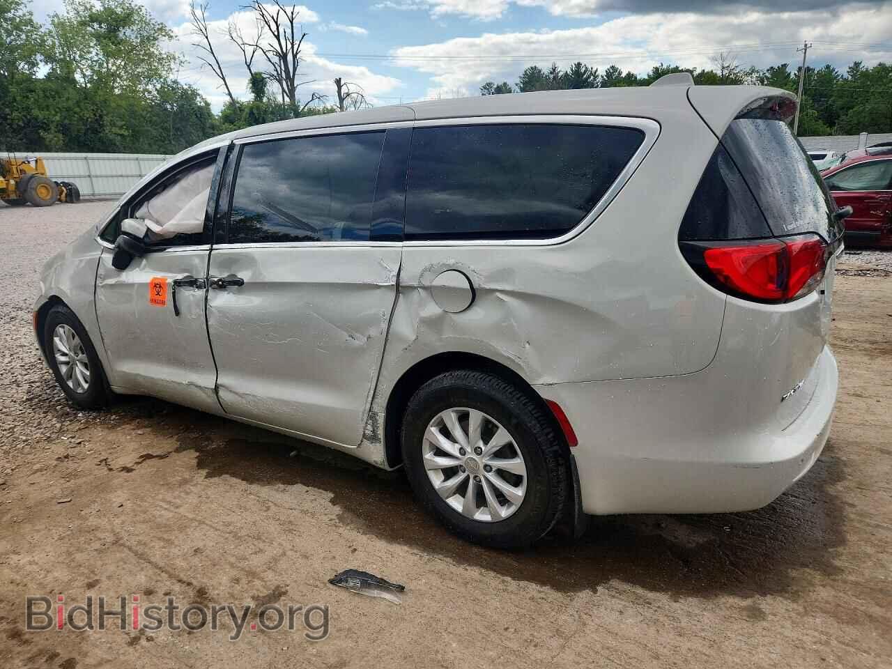 2017 CHRYSLER PACIFICA - VIN: 2C4RC1DG0HR636012 - Photo 2