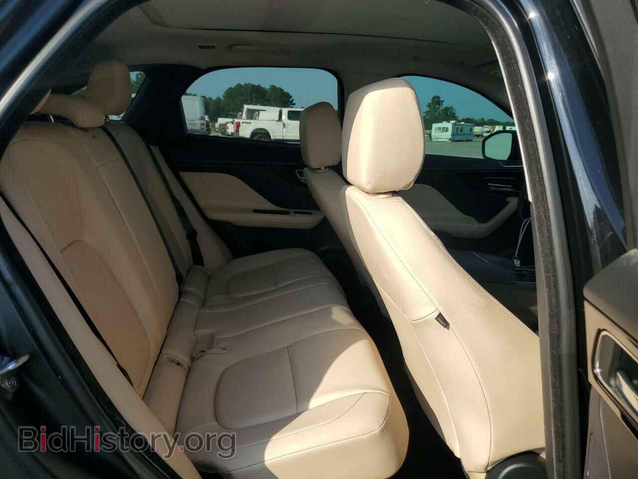 2017 JAGUAR F-PACE - VIN: SADCJ2BN3HA093458 - Фото 11