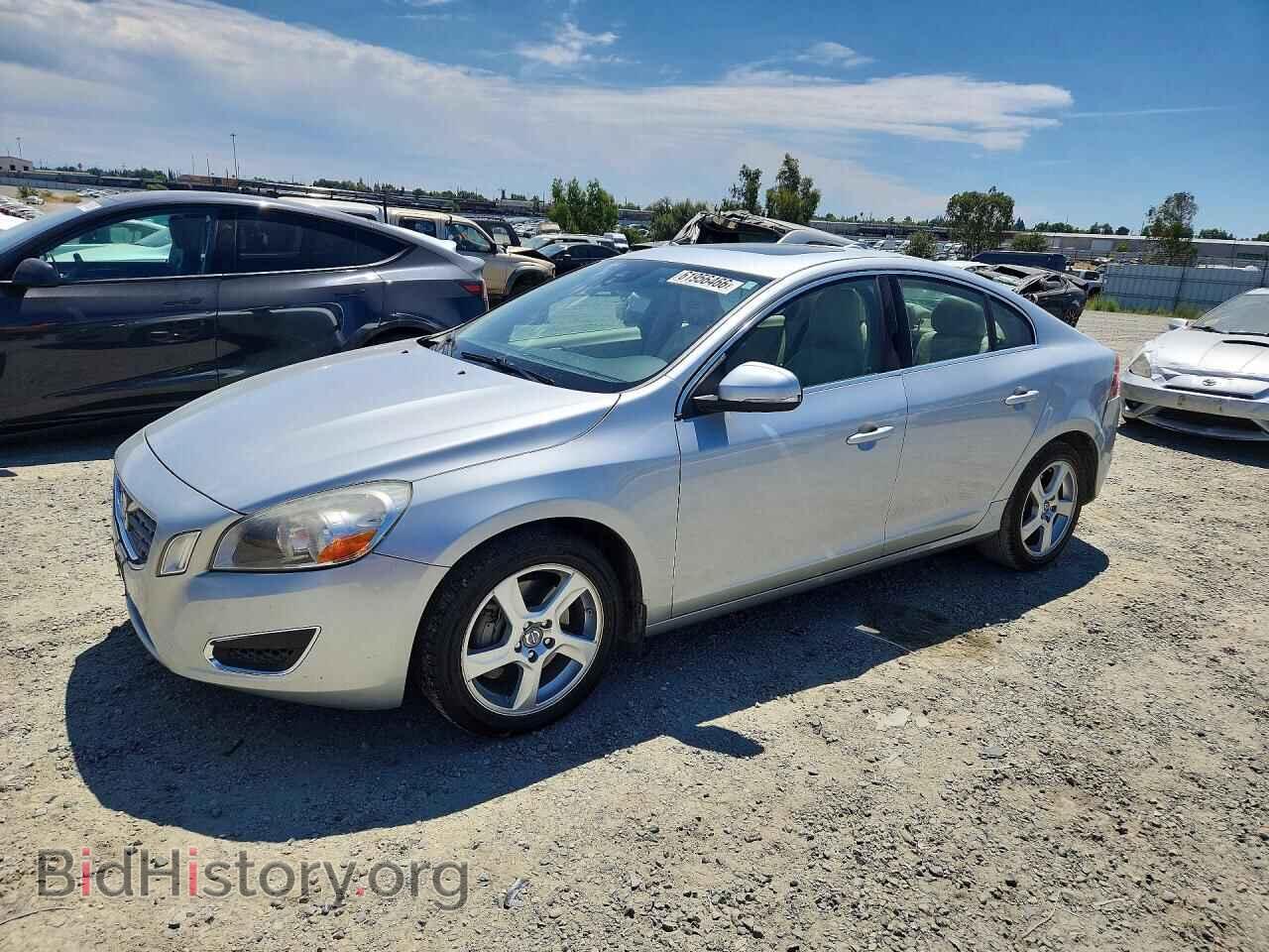Фотография YV1622FS0C2120747 - VOLVO S60 2012