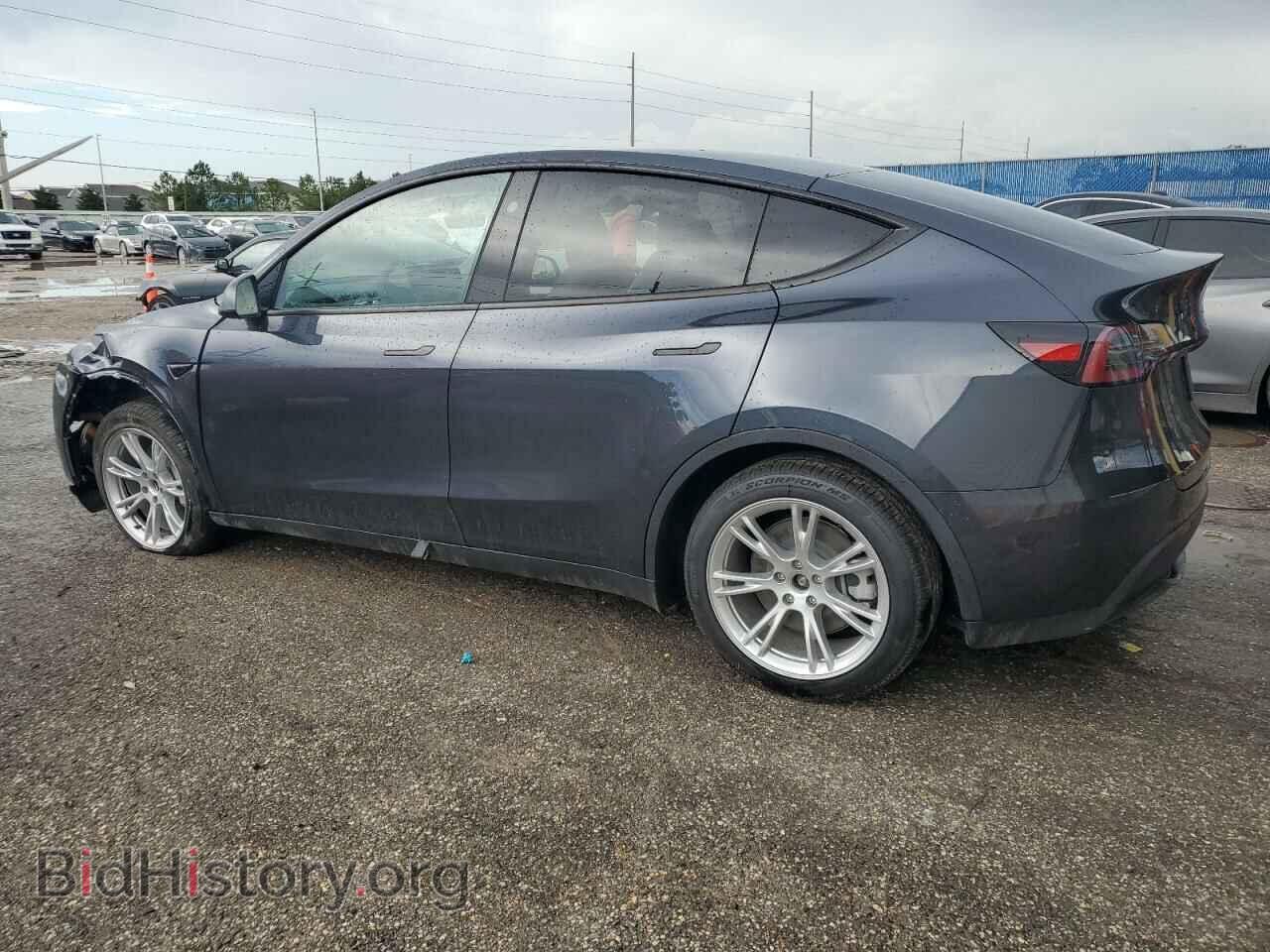 2024 TESLA MODEL Y - VIN: 7SAYGDEE9RA253875 - Фото 2
