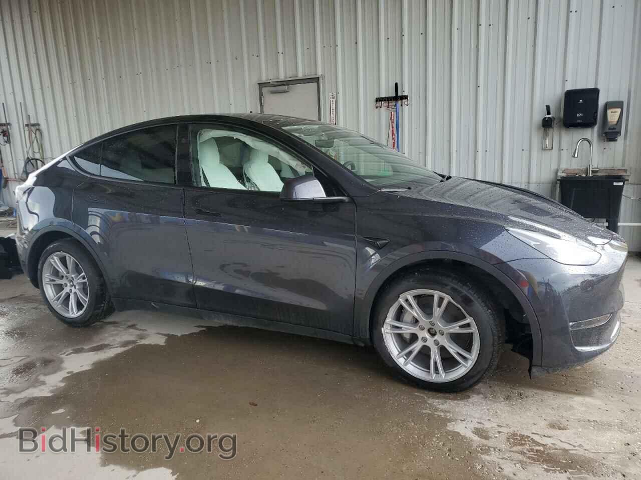 2024 TESLA MODEL Y - VIN: 7SAYGDEE9RA253875 - Фото 4