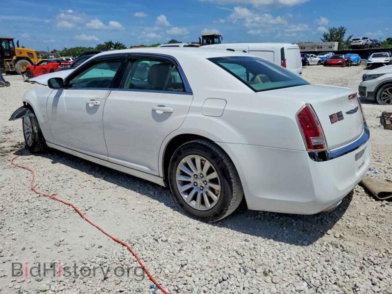 2014 Chrysler 300 (VIN 2C3CCAAG1EH127658) — photo 2 of 13