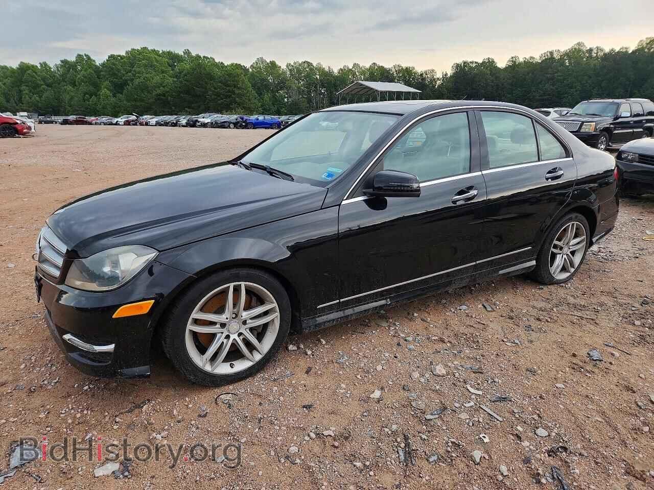 Photo WDDGF8AB2DR279129 - MERCEDES-BENZ C-CLASS 2013