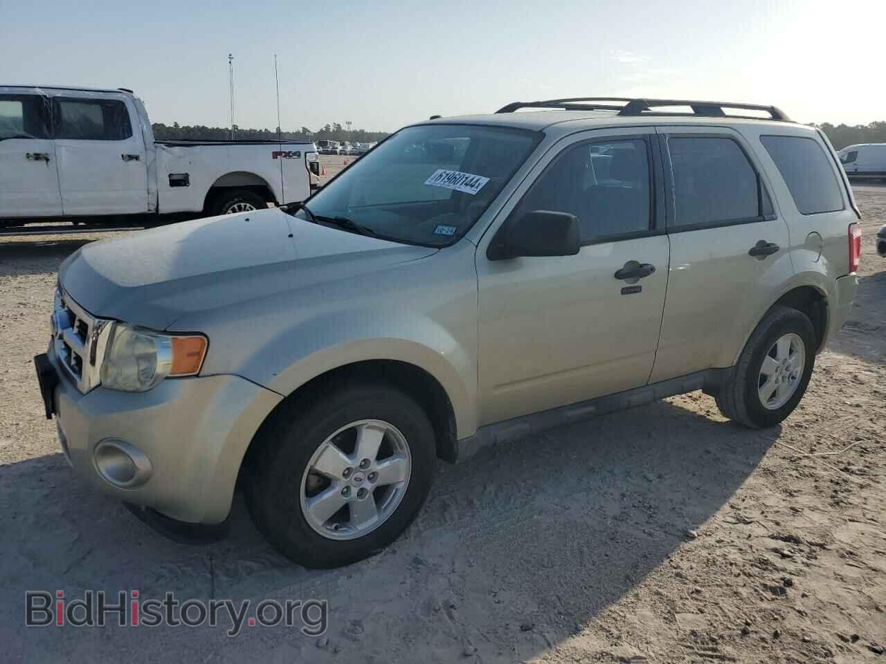 Photo 1FMCU0D78AKD32522 - FORD ESCAPE 2010