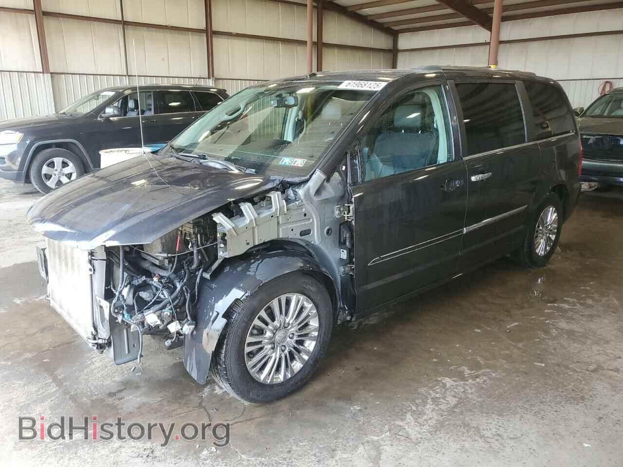 Photo 2A4RR6DG2BR758223 - CHRYSLER MINIVAN 2011