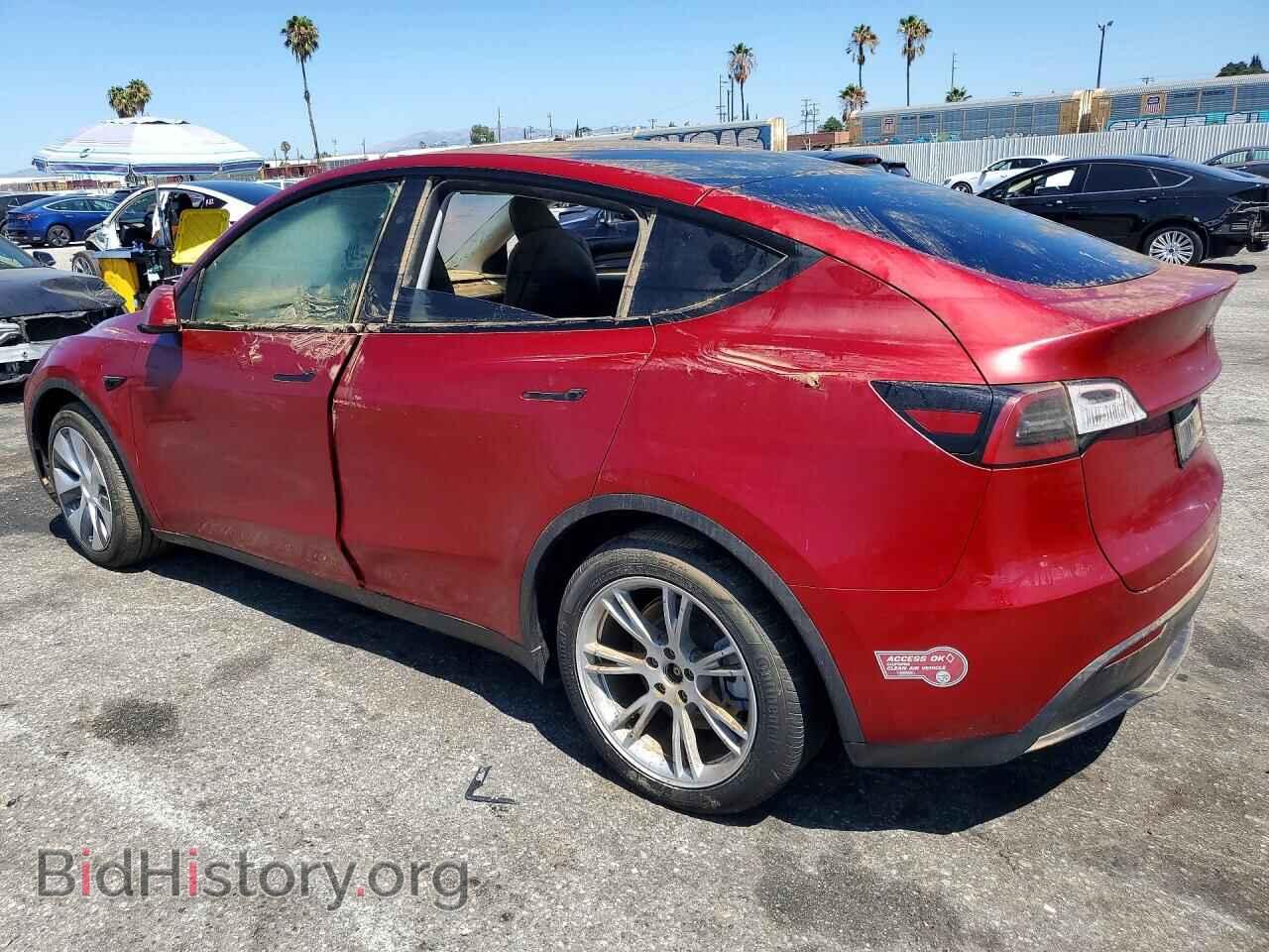 2024 TESLA MODEL Y - VIN: 7SAYGDEE0RF070948 - Photo 2