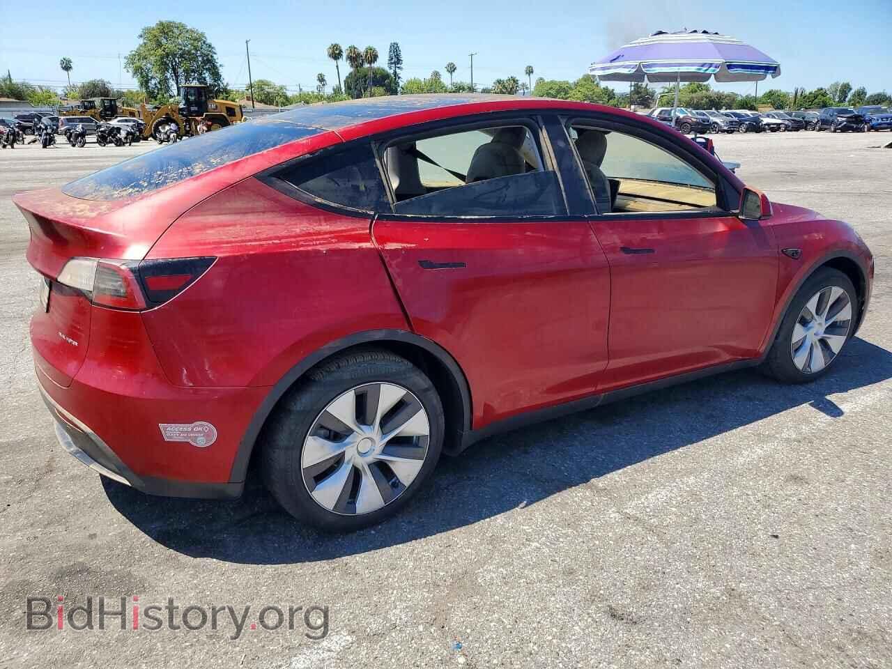 2024 TESLA MODEL Y - VIN: 7SAYGDEE0RF070948 - Photo 3