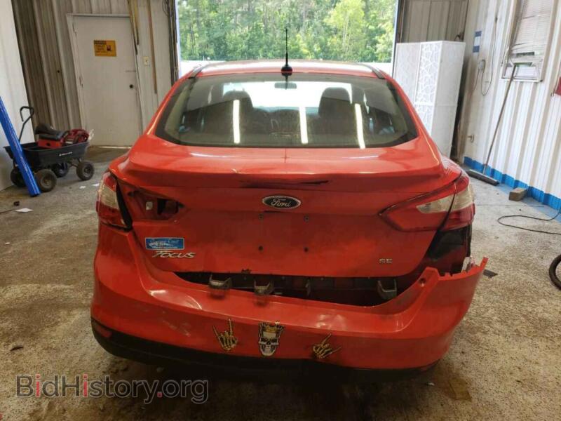 2014 Ford FOCUS (VIN 1FADP3F25EL400400) — фото 6 из 12