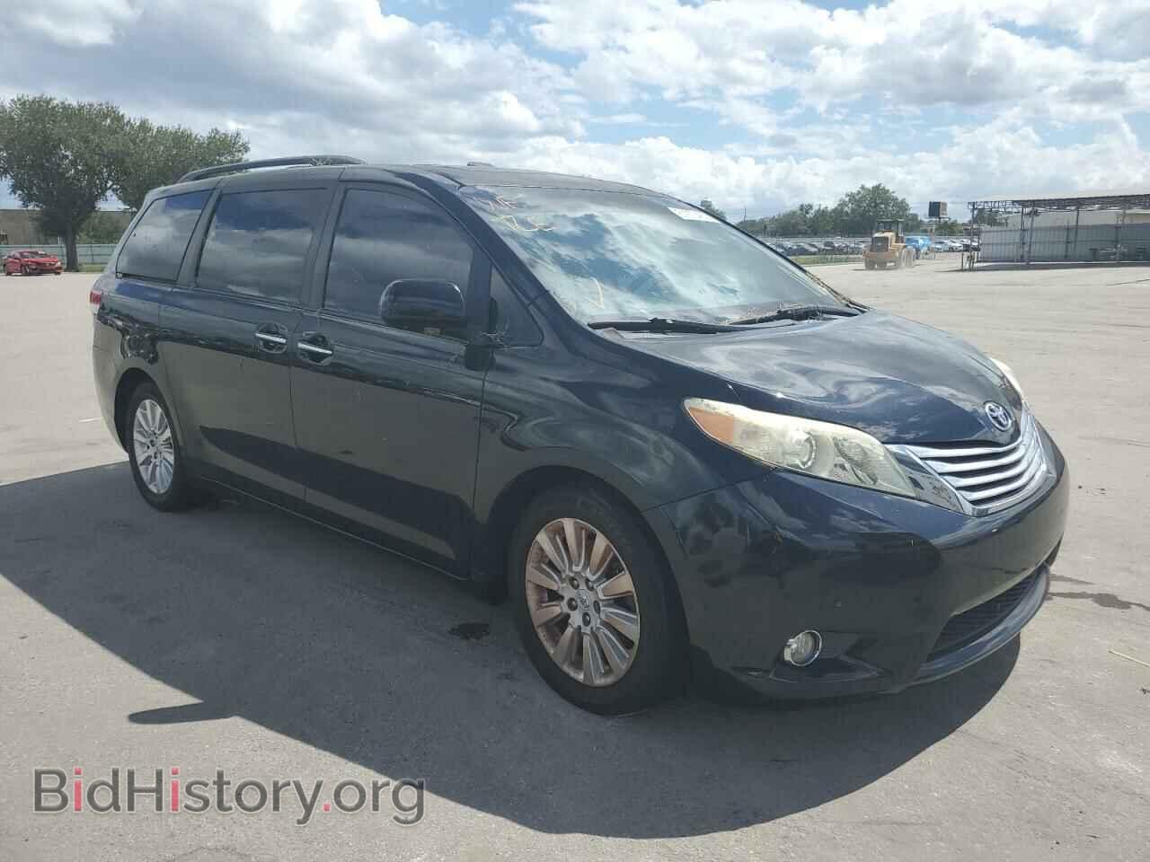 Фотография 5TDYK3DC5BS037726 - TOYOTA SIENNA 2011