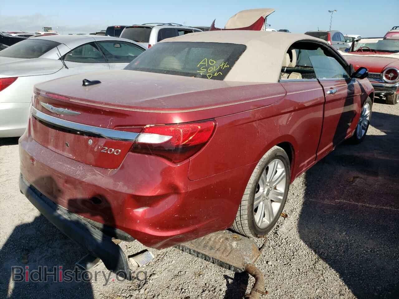 2012 CHRYSLER 200 - VIN: 1C3BCBFG1CN250438 - Фото 4